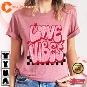 Best Friends Funny Valentine's Day Retro Love Vibes Shirt