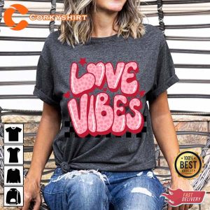 Best Friends Funny Valentine’s Day Retro Love Vibes Shirt