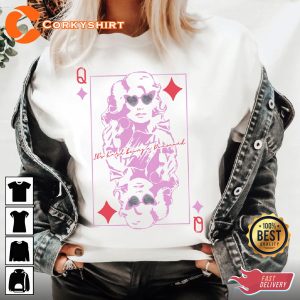 Dolly Parton It’s Hard Being A Diamond Poker Card Queen of Country T-Shirt