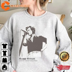 Harry Styles On The Scene Unisex Harry Styles Tour Sweatshirt