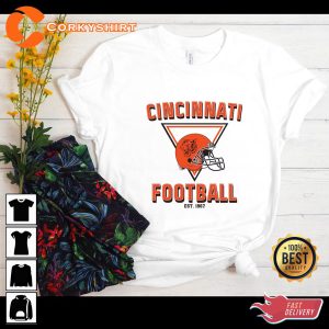 American Football Vintage Style Groovy Cincinnati Bengal Unisex T-Shirt