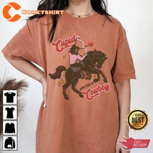 Cupid Cowboy Women Valentines Day Funny V-Day Vintage Style T-Shirt