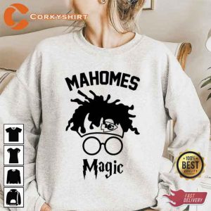 Design Patrick Mahomes Trending Unisex Sweatshirt 1