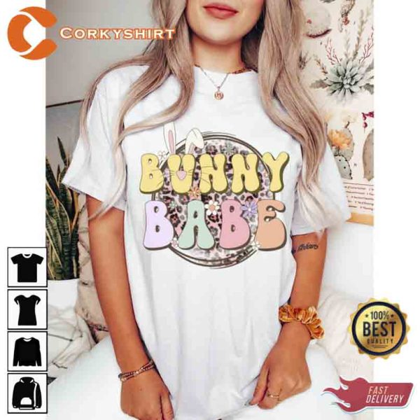 Bunny Babe Rabbit Lover Happy Holiday Unisex T-Shirt