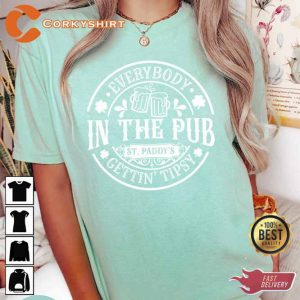 Everybody In The Pub Getting Tipsy T-Shirt3