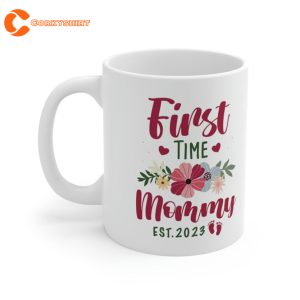 Soon to be Mommy 2023 Cute Floral First Time Mom Pregnancy Mothers Day Mug