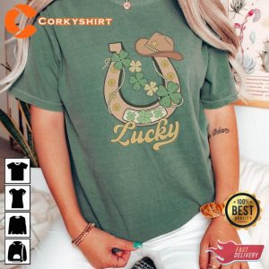 St Patricks Day Western Lucky Horseshoe Cowgirl Unisex T-Shirt4