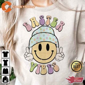 Happy Easter Day Smiley Face Easter Vibes Gift for Holiday Sweatshirt