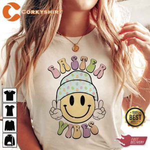 Happy Easter Day Smiley Face Easter Vibes Gift for Holiday Sweatshirt (3)
