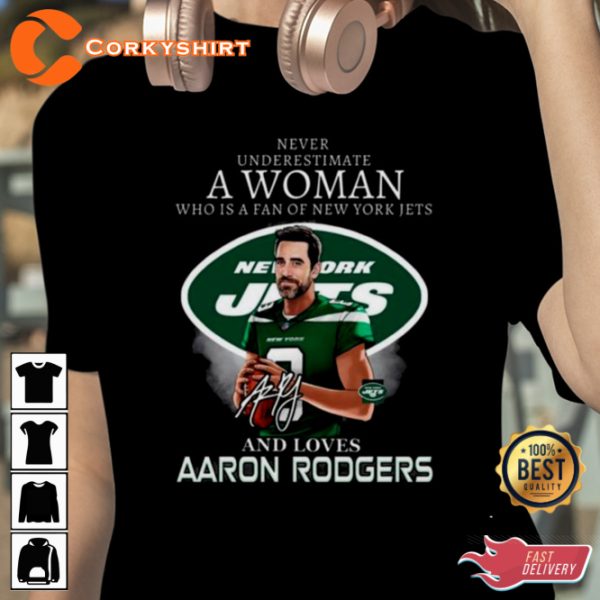 Never Underestimate A Woman Who Is A Fan of New York Jets Signature T-shirt