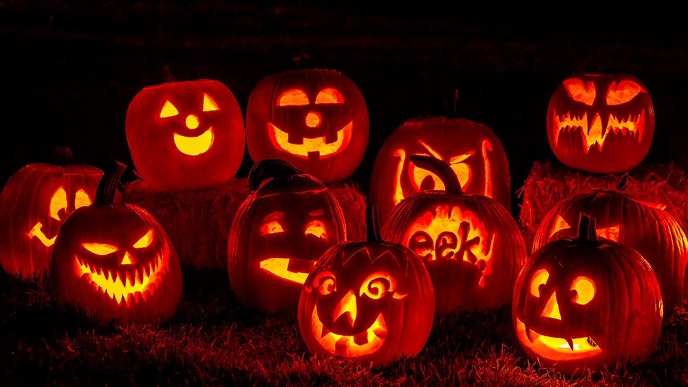 20 Spooktacular Halloween Activities to Create Unforgettable Traditions (2)