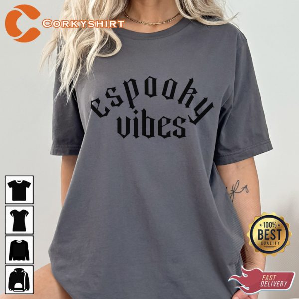 Espooky Vibes Spooky Season Latina Halloween Funny T-Shirt