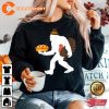 Bigfoot Sasquatch Pilgrim Pie Turkey Thanksgiving Sweatshirt